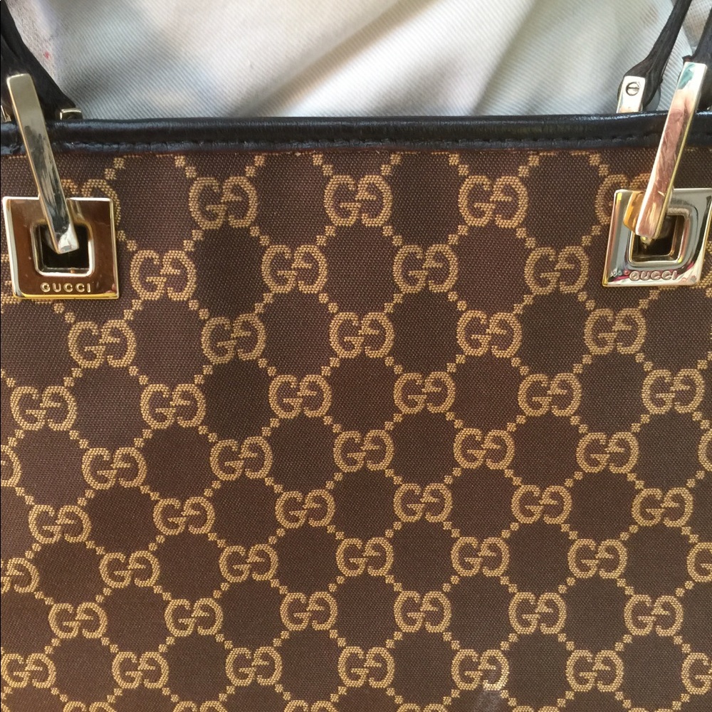 Authentic Gucci bag - Picture 3 of 5